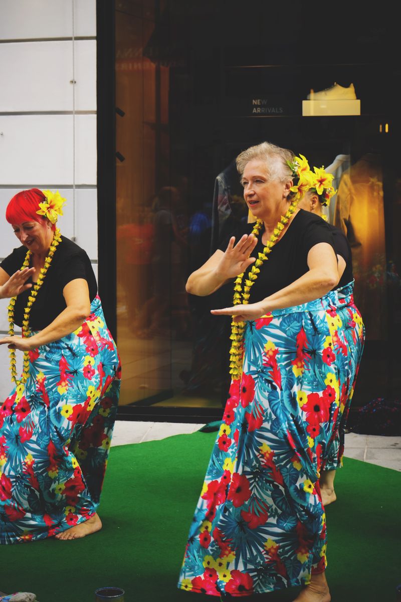 Hula & dance